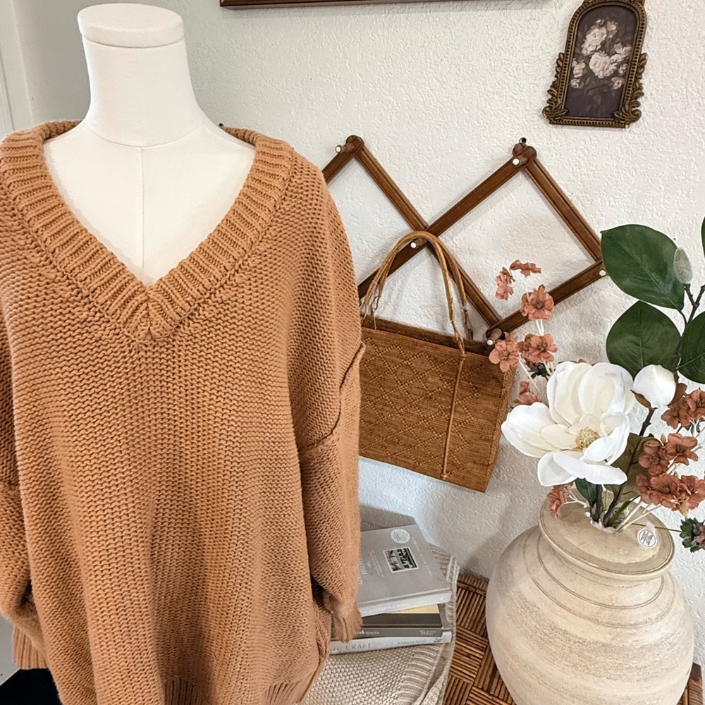 Free People Oversized V-Neck Sweater in Camel - Picture 4 of 6
